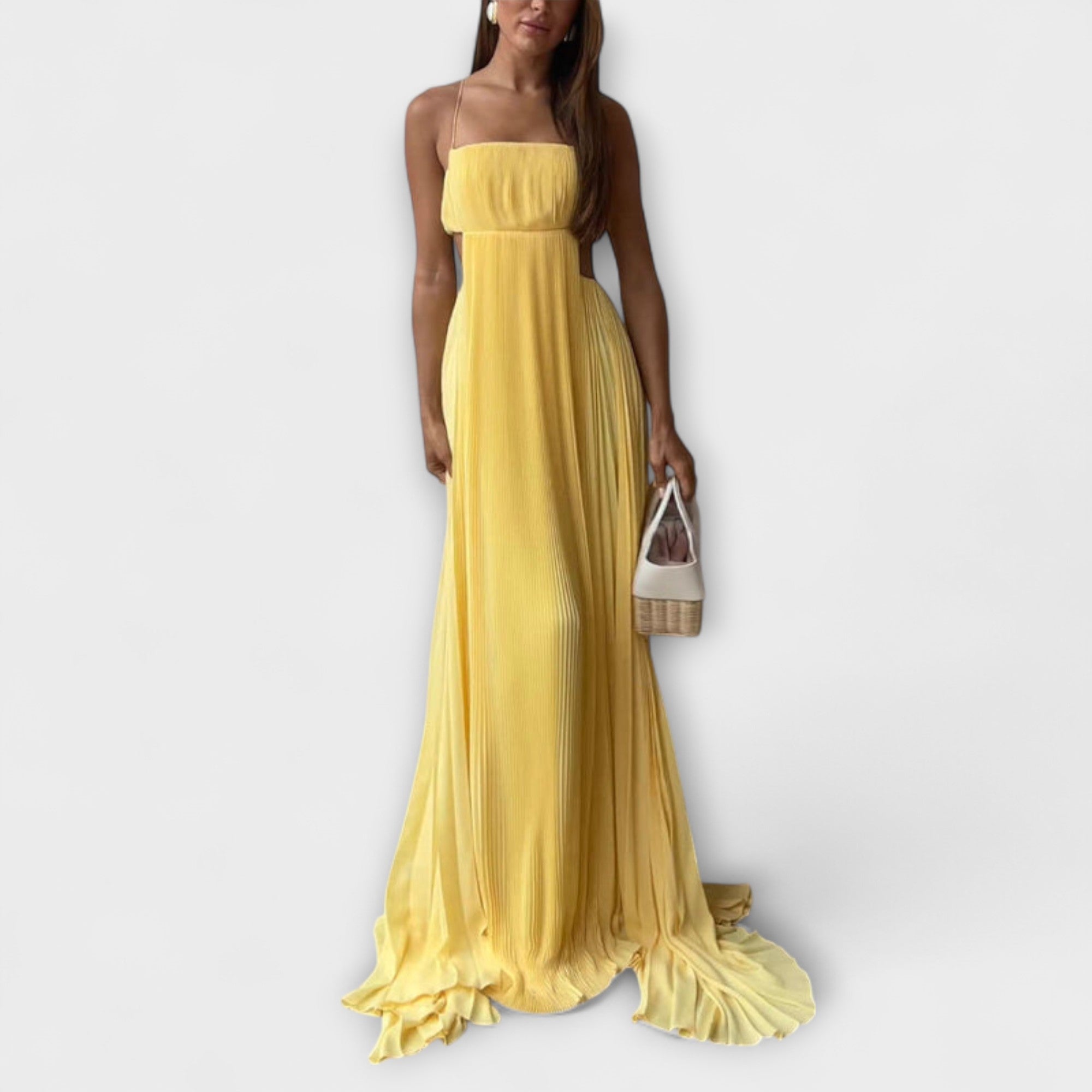 Gelbes Maxikleid im Plissee mit Cut-out-Oberteil und gerafftem Einsatz