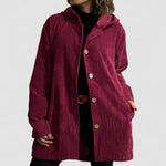Cordjacke mit Kapuze, bordeauxrot, Knopfleiste und aufgesetzten Taschen