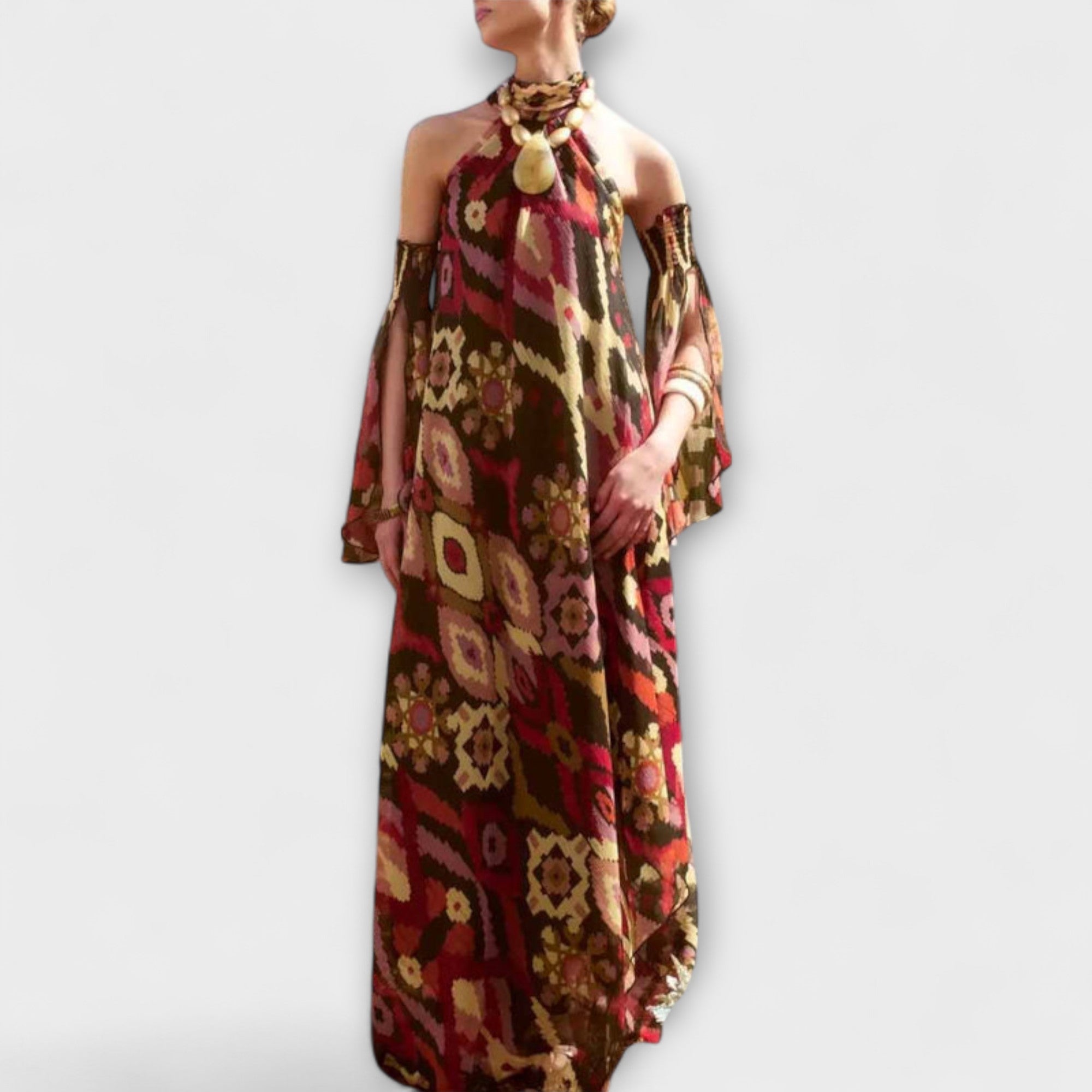 Boho-Maxikleid mit Halterneck, Ikatmuster in Weinrot/Braun/Beige, drapierte Ärmel