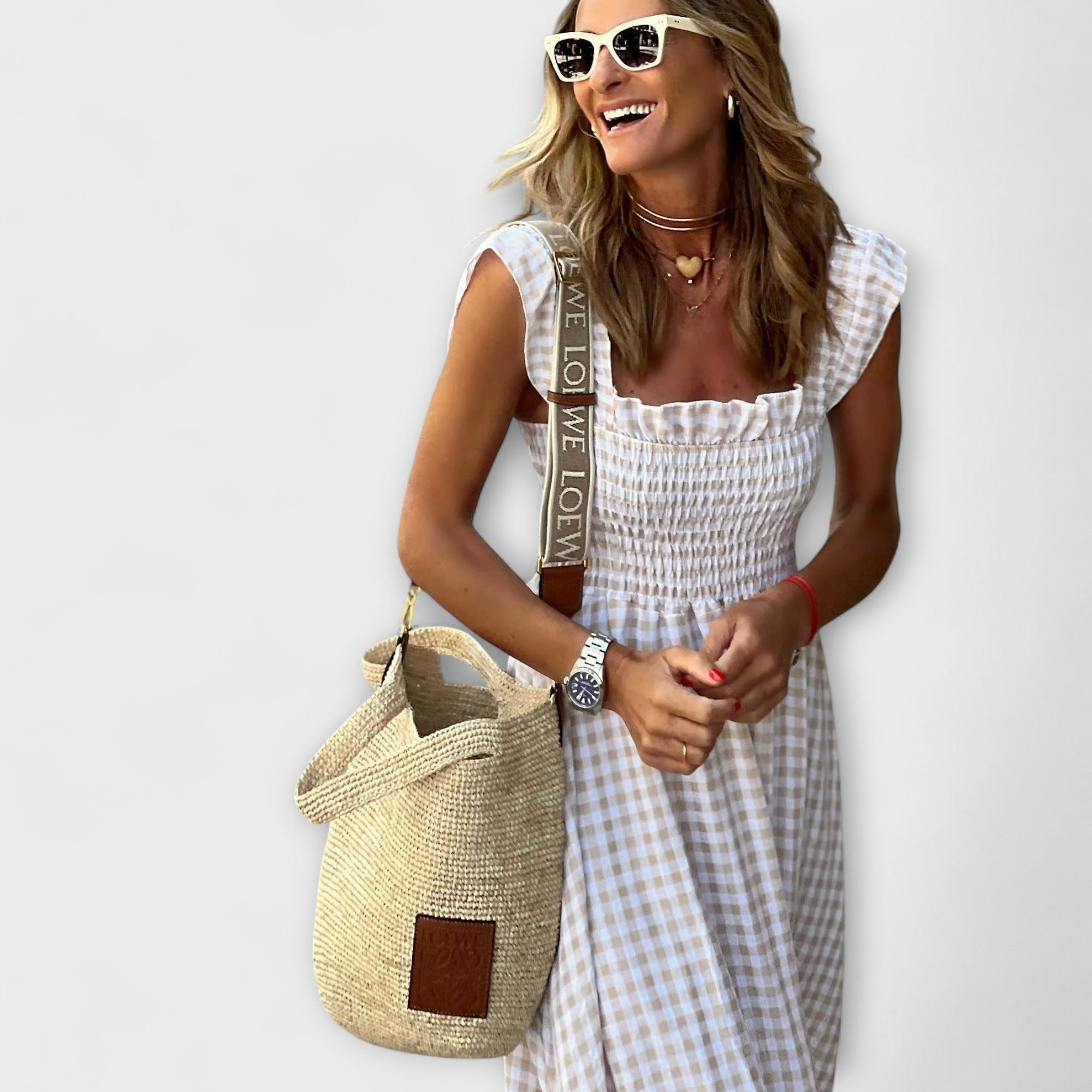 Karriertes Maxikleid mit Rüschenärmeln, geraffter Taille, hellbeige kariert