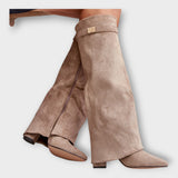 Stilvolle Hohe Stiefel