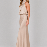 Ärmelloses Midikleid Beige mit drapiertem Stehkragen und körpernaher Passform