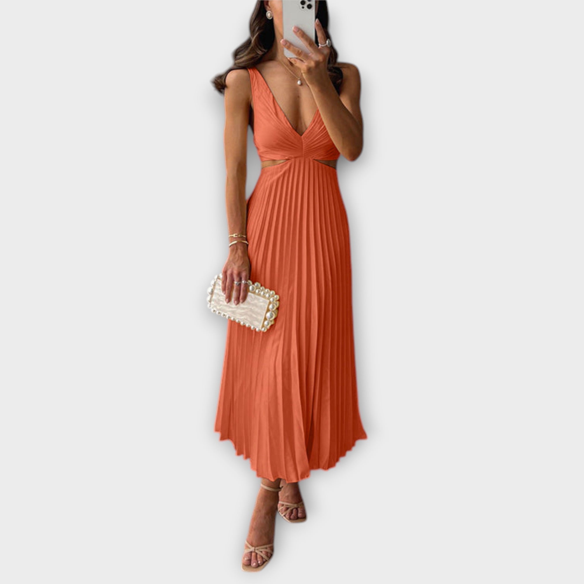 Oranges Midi-Abendkleid mit V-Ausschnitt und plissiertem Rock