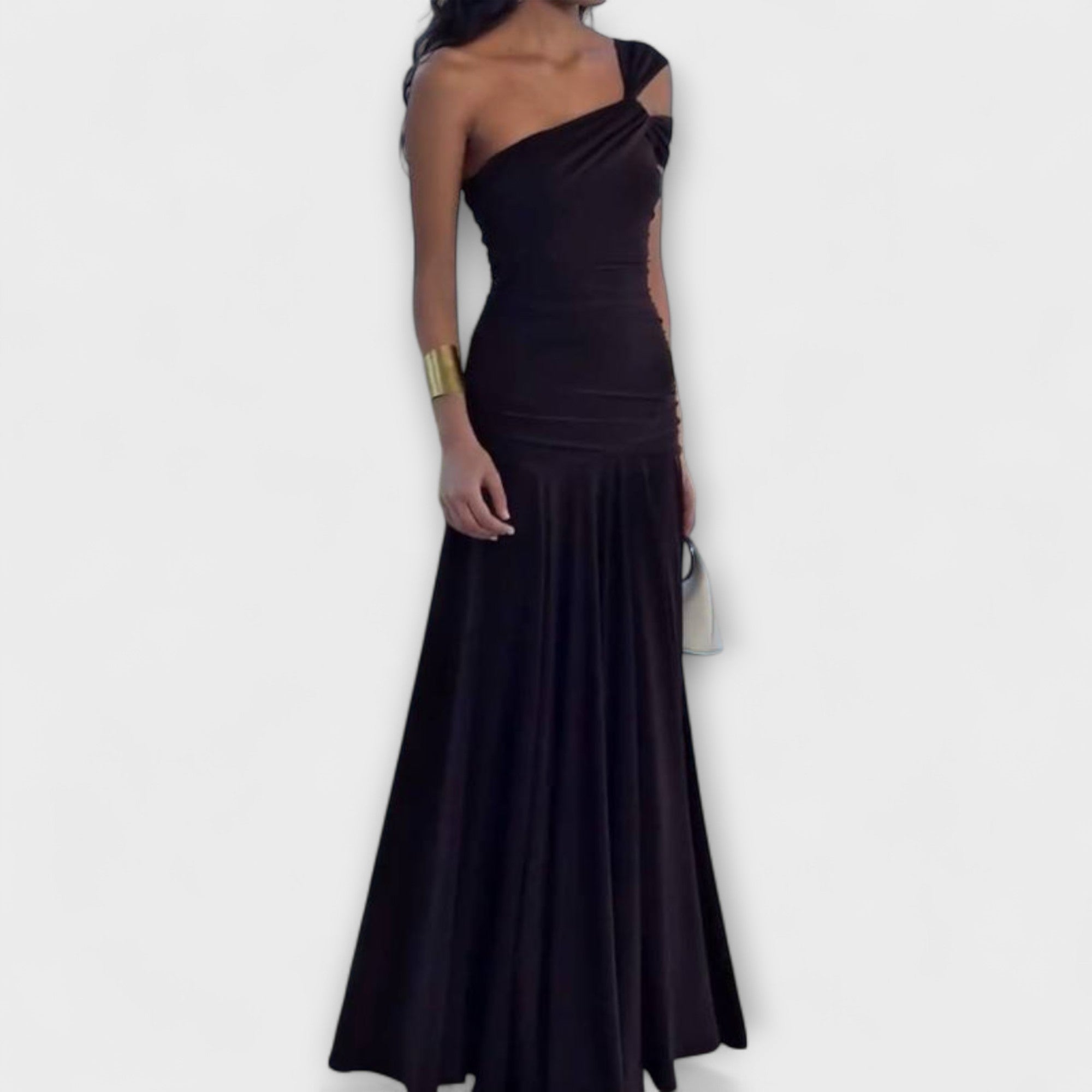 Schulterfreies Maxikleid mit figurbetontem Oberteil und weit schwingendem Rock, dunkel