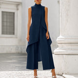 Langes ärmelloses Kleid in Marineblau mit hohem Rollkragen und schrägem Drapé