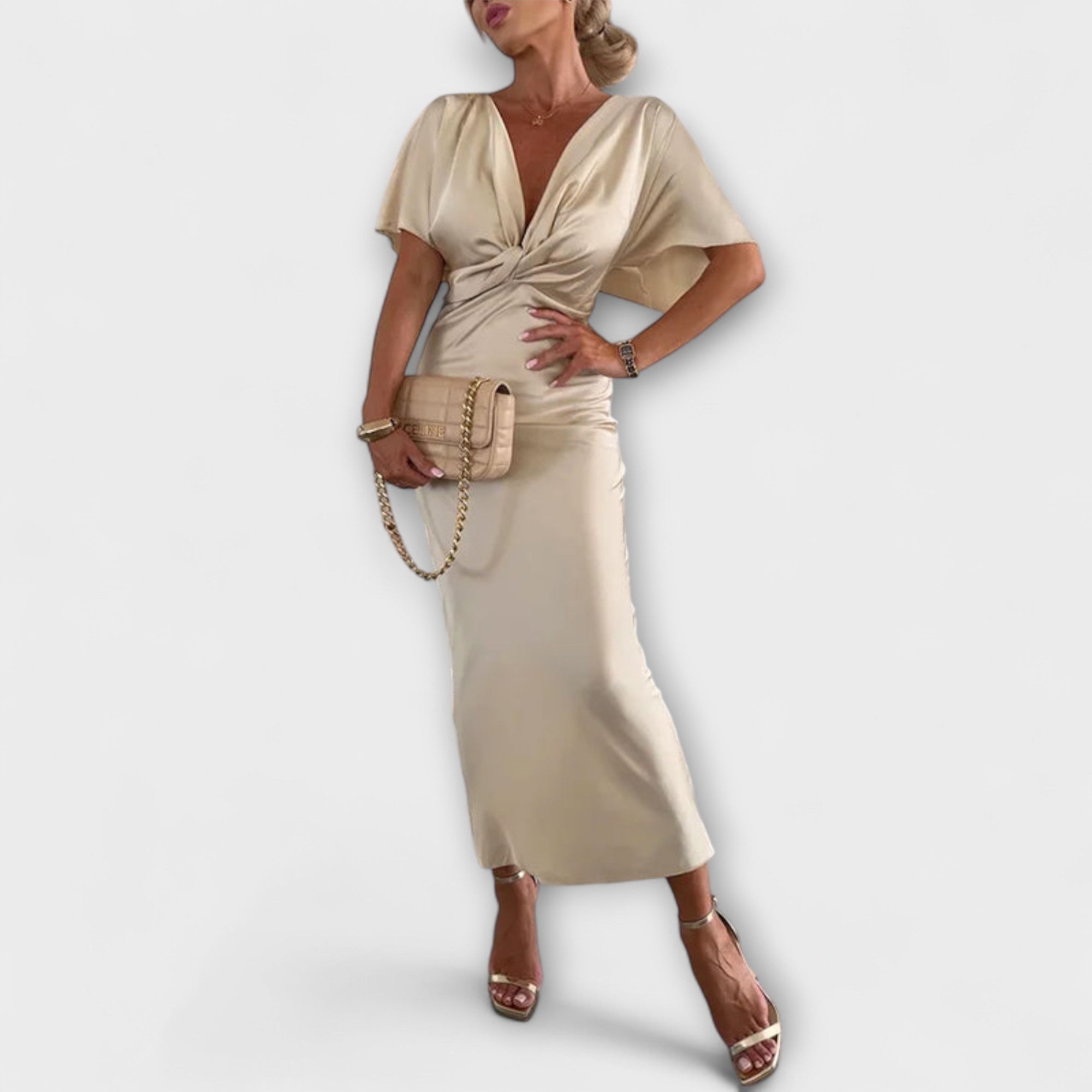 Beiges Maxikleid aus Satin mit V-Ausschnitt und Kreuzknoten, Kurzarm, figurbetont