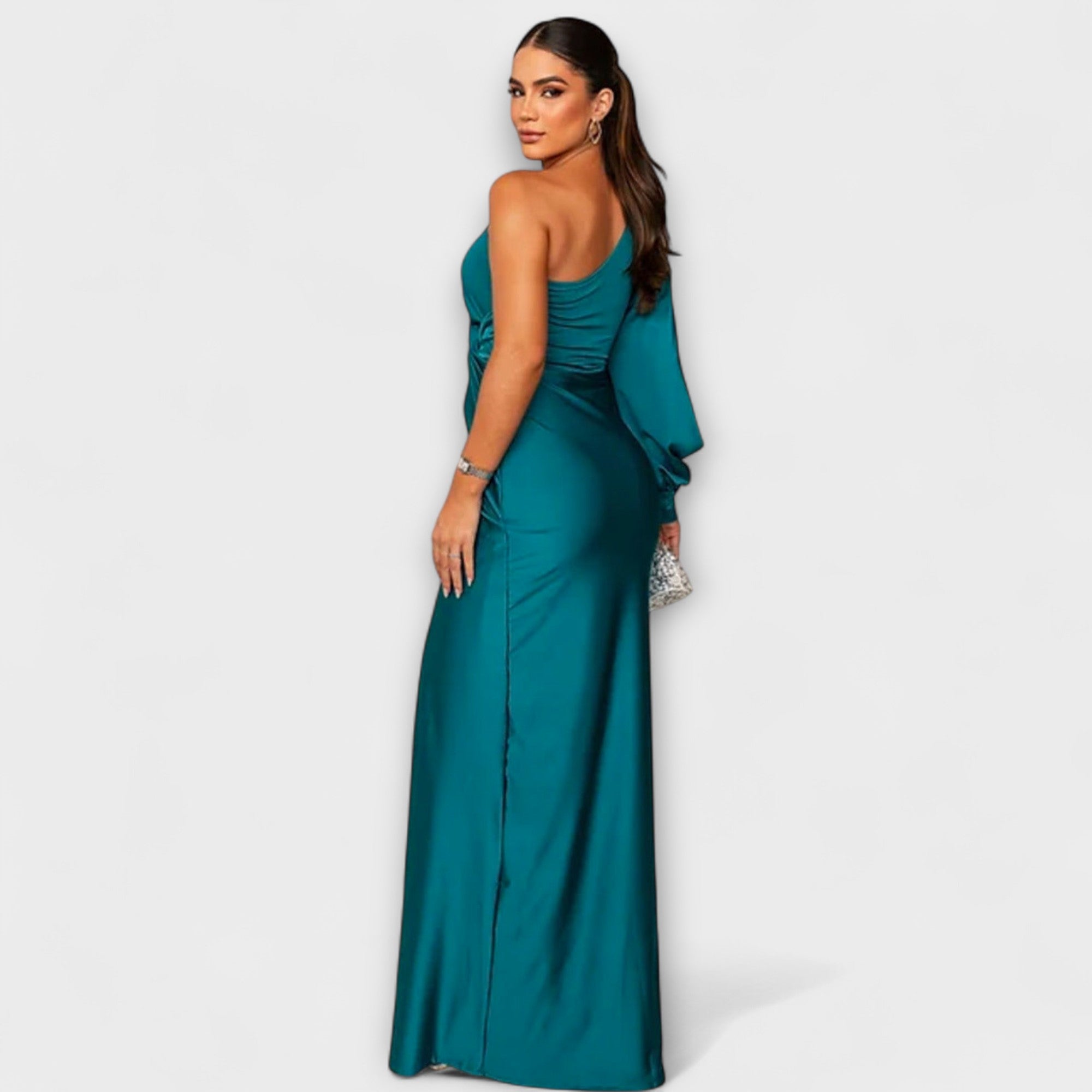 Elegantes Kleid in Petrolgrün, figurbetont mit Raffung vorn und drapierten Ärmeln