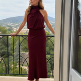 Burgunderrotes ärmelloses Midikleid mit drapiertem Halsausschnitt