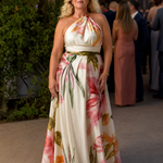 Maxikleid mit Halterneck und Blumenmuster, weit schwingender Rock, Gürtel in der Taille