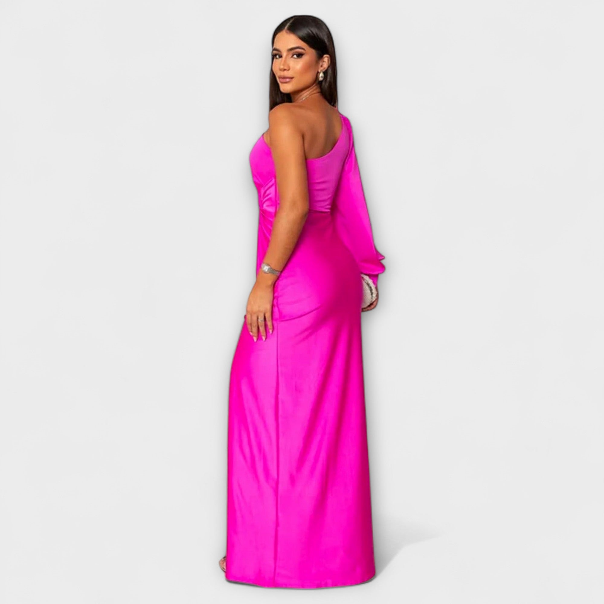 Figurbetontes Satin-Kleid in fuchsia mit Rückenausschnitt und einseitigem Schlitz