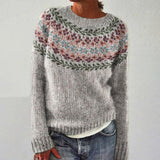 Grauer Strickpullover mit Rundhalsausschnitt, langem Arm und buntem Norweger-Muster