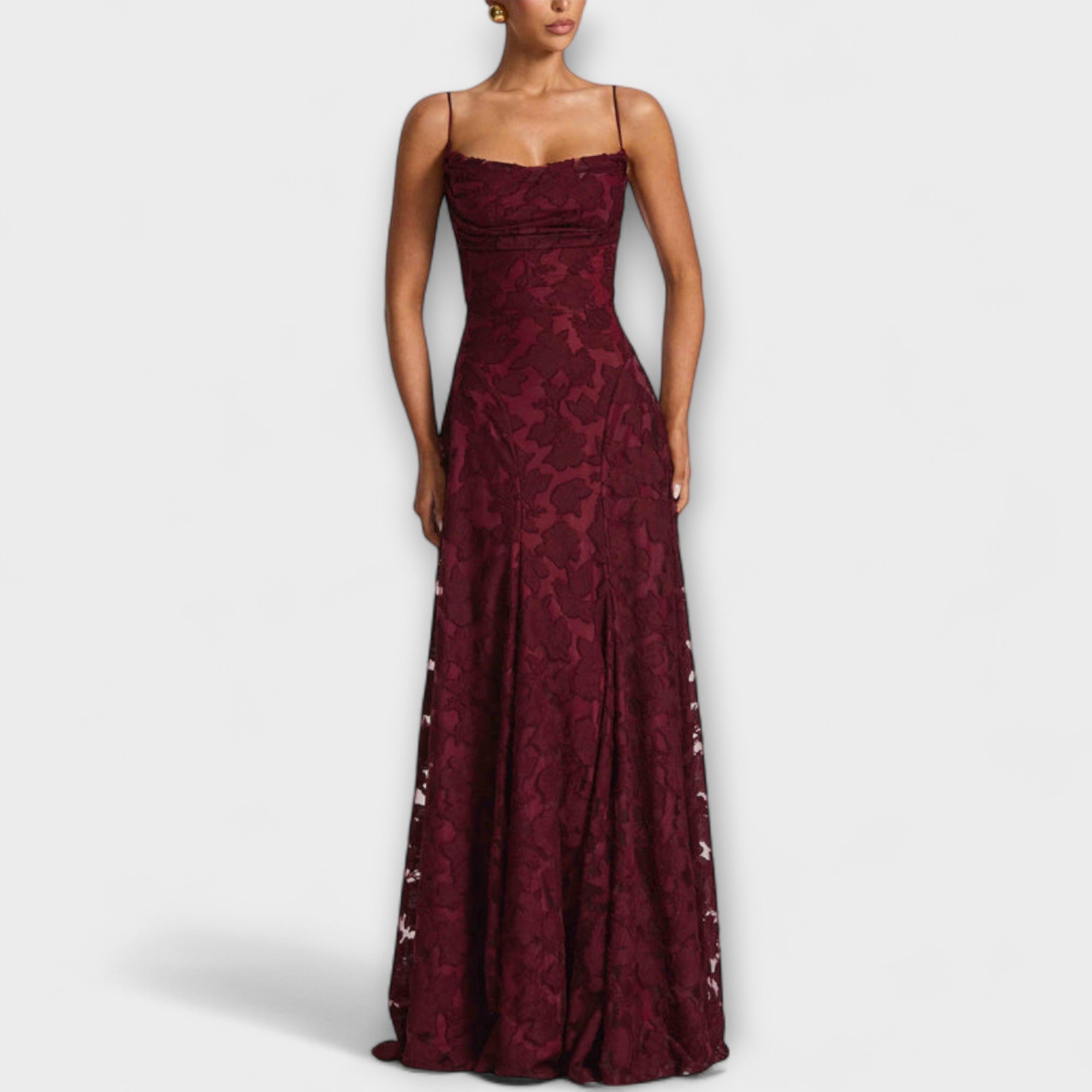 Burgunderfarbenes Spitzen-Maxikleid mit Spaghettiträgern und floralen Mustern