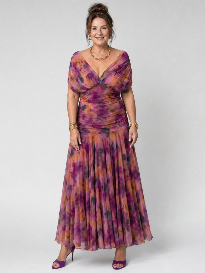 Off-Shoulder Midi-Kleid mit V-Ausschnitt, lila-buntem Batikmuster, kurzer Puffärmel