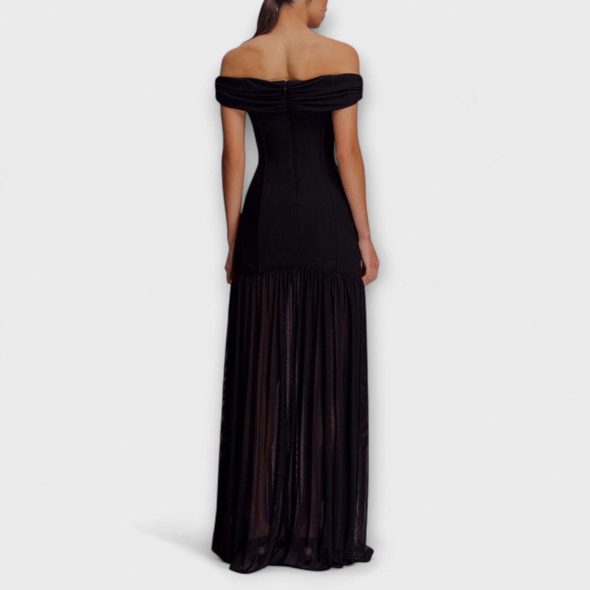 Maelie trägerloses Maxikleid schwarz, Rückansicht mit gerafftem Schulterbereich und langem Rock