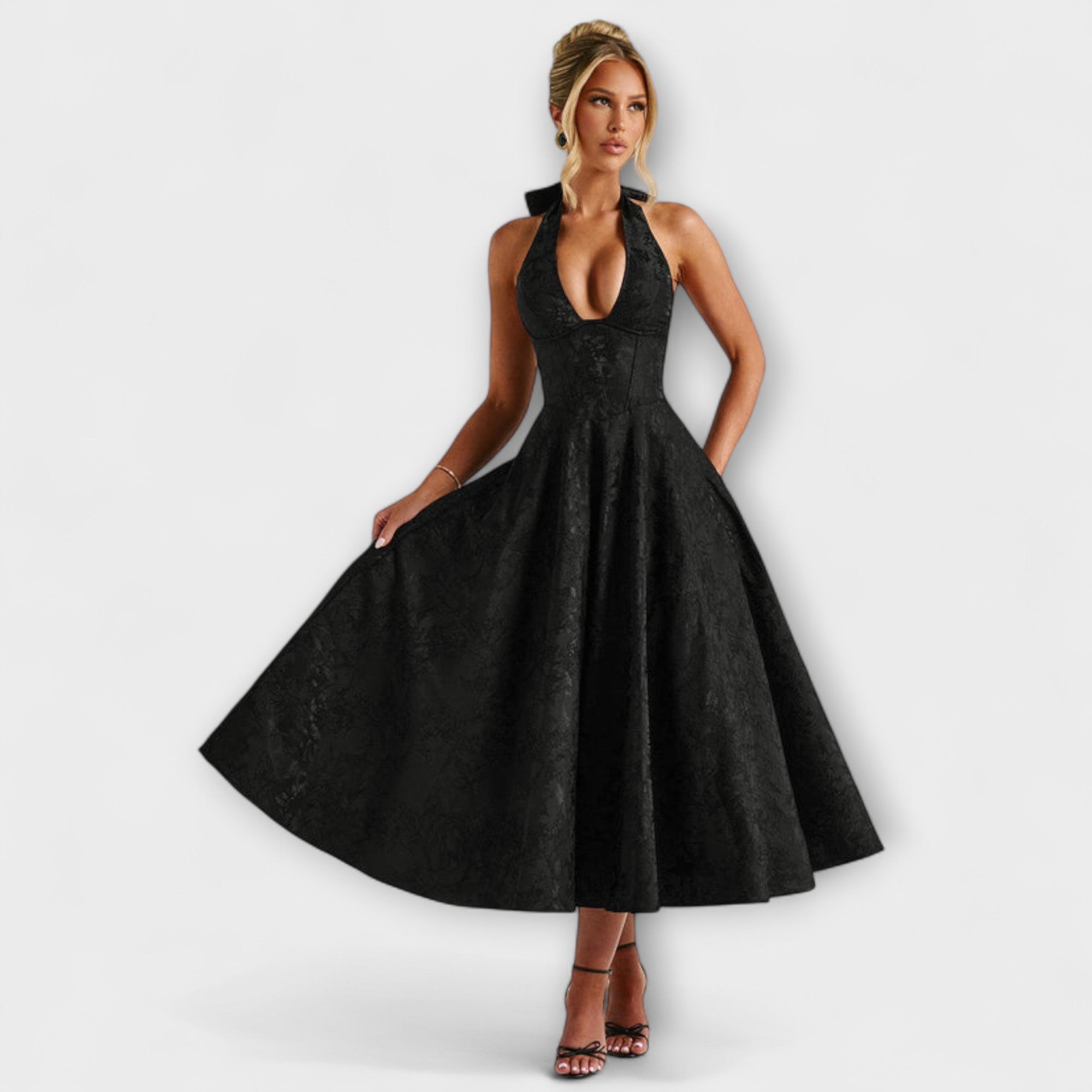 Romantisches Midikleid in Schwarz mit tiefem V-Ausschnitt und weitem ausgestelltem Rock