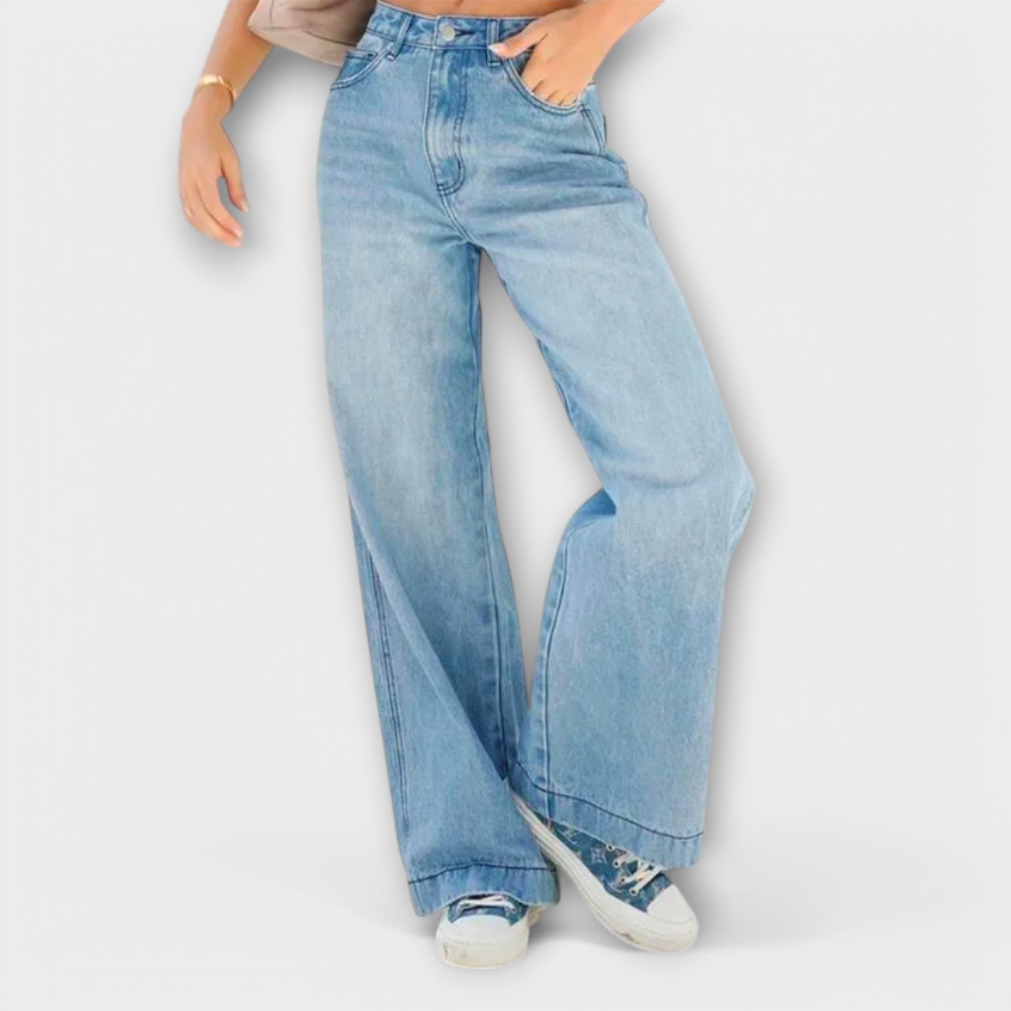 Marem Damen-Baggy-Jeanshose hellblau aus Denim mit weitem Bein und Gürtelschlaufen