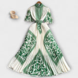 Delilah Vintage-inspiriertes Kleid, cremefarben mit grünem Muster und geschürztem Dekolleté