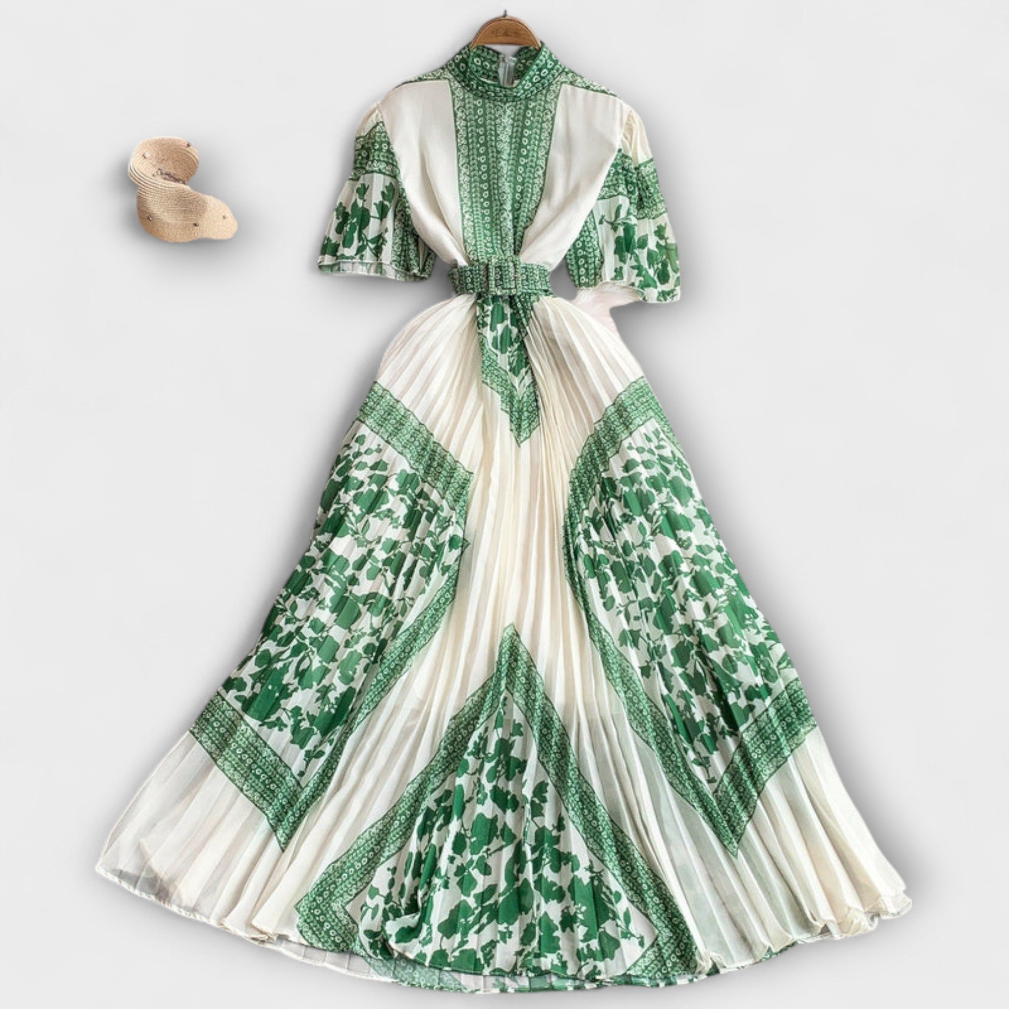 Delilah Vintage-inspiriertes Kleid, cremefarben mit grünem Muster und geschürztem Dekolleté