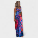 Bodenlanges Maxikleid mit dünnen Trägern und Tie-Dye-Print in Blau und Pink