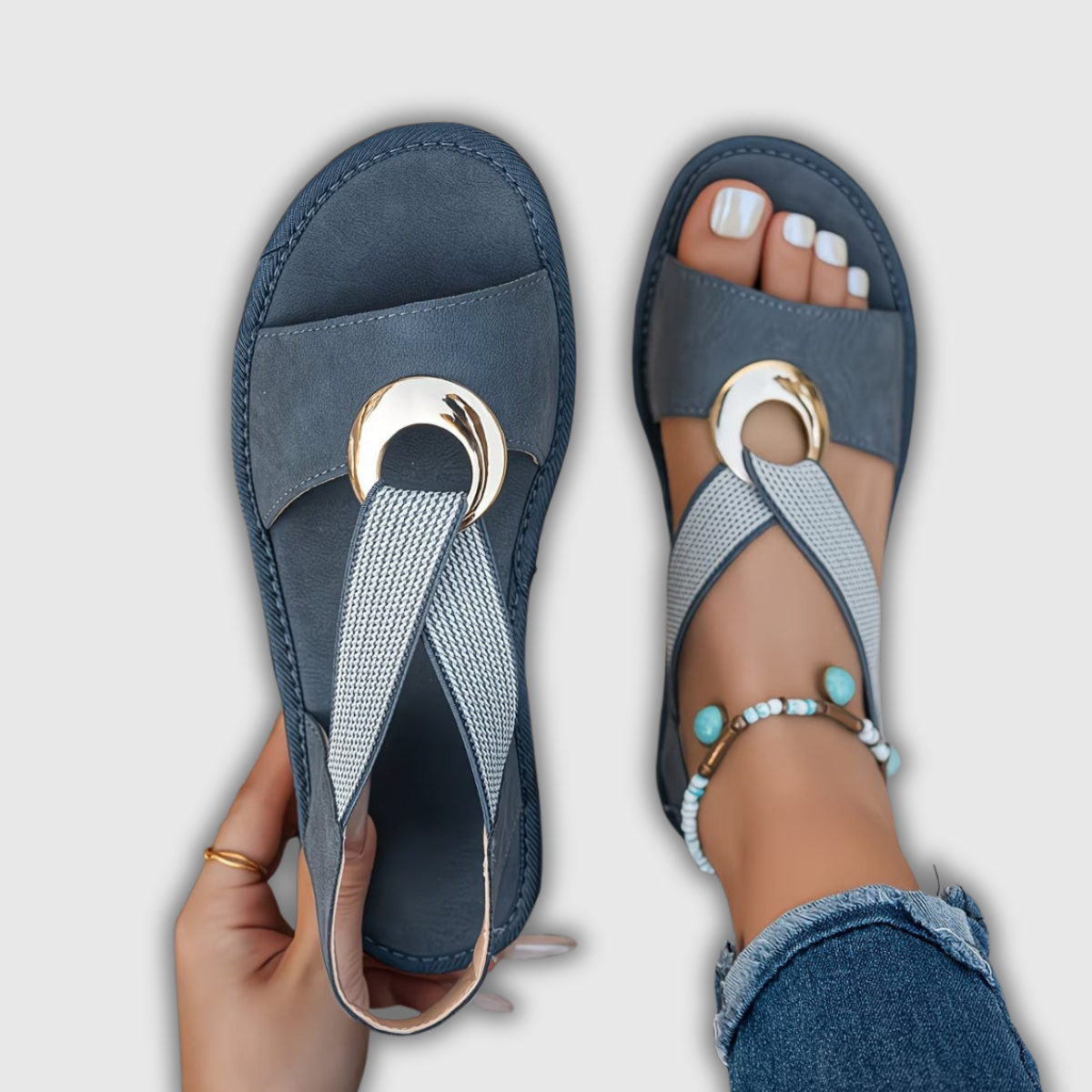 Kustsandalen mit Schmuckring, blaue Riemen, silberne Mesh-Schlaufe und Metallring