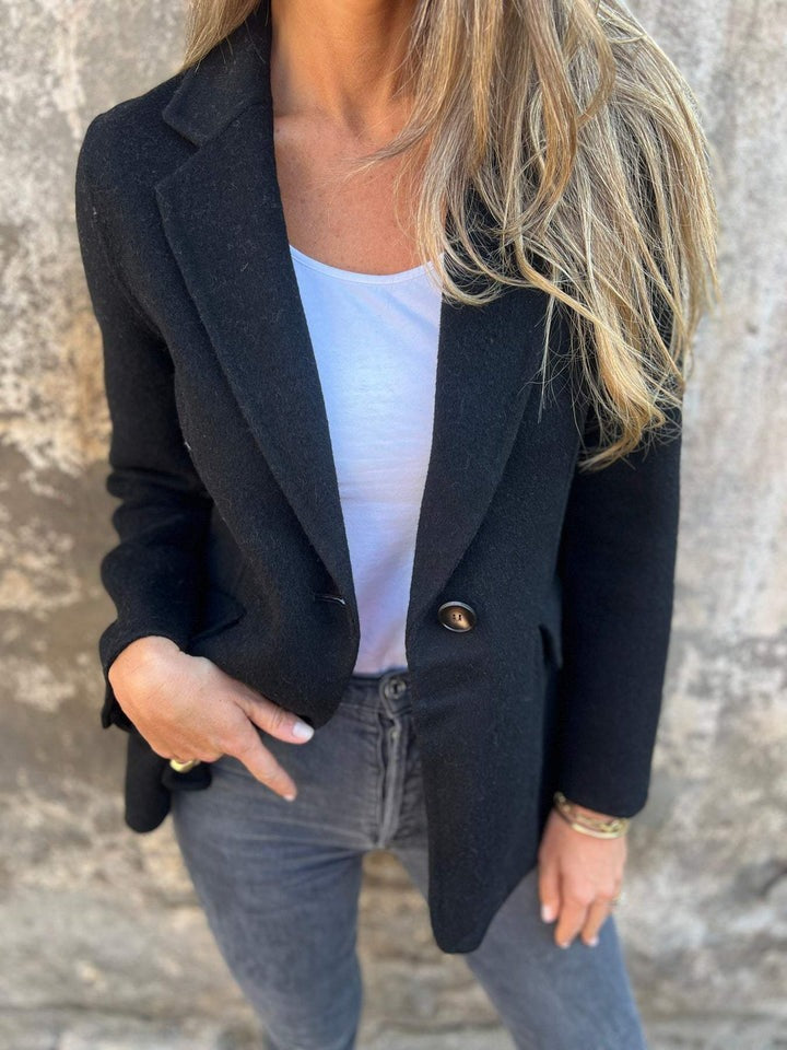 Lässige Jacke mit Revers und langen Ärmeln, schwarz, mit Knopfleiste