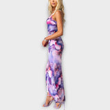 Maxikleid mit Blumenprint in Blau, schmale Träger, figurbetont mit Raffung am Oberteil
