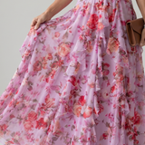 Halterneck-Rüschentop Maxikleid, pinkes Floral, Detailansicht mit Volant-Rock