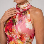 Neckholder am Hals, Maxikleid mit florales Blumenmuster in Pink/Rot