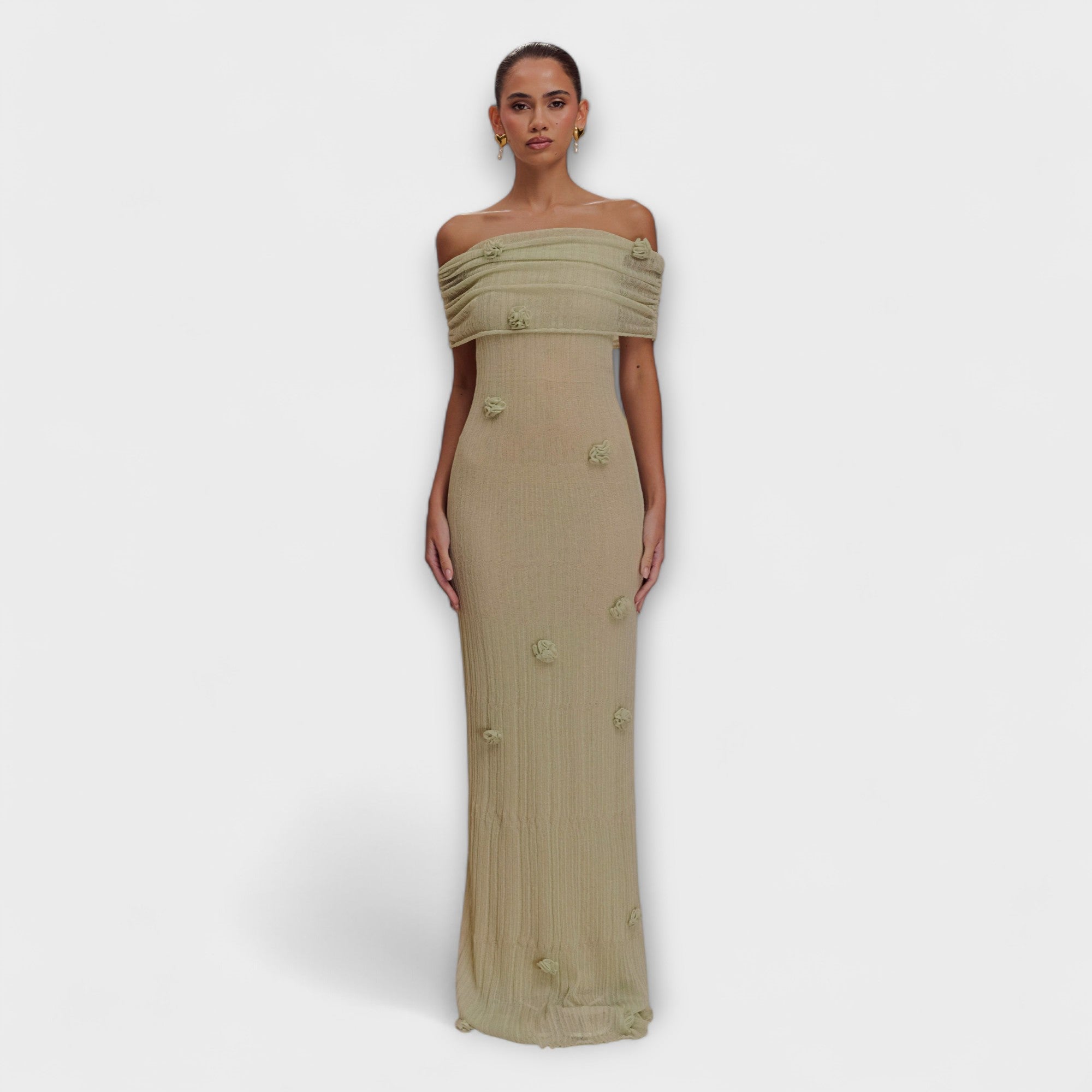 Schulterfreies Maxikleid mit gerafftem Ausschnitt, Maxi-Länge, florale Stickerei