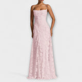 Rosa Jacquard-Maxikleid mit Spaghettiträgern und gerafftem, figurbetontem Oberteil