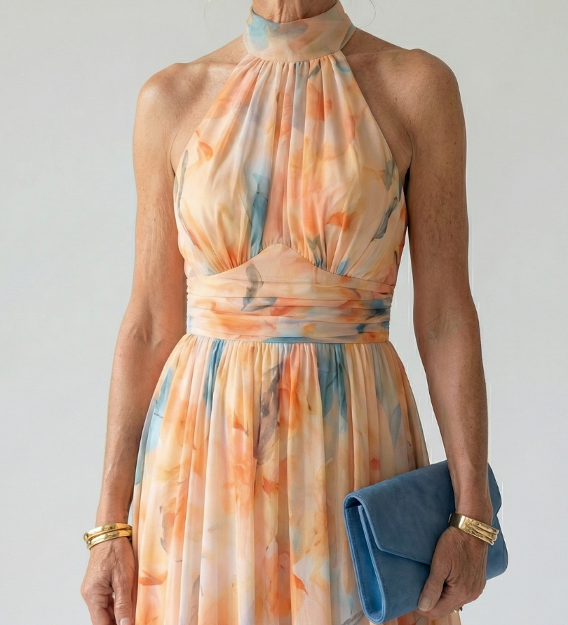 Halter-Midi-Kleid mit hohem gerafftem Ausschnitt und mehrfarbigem Aquarellmuster