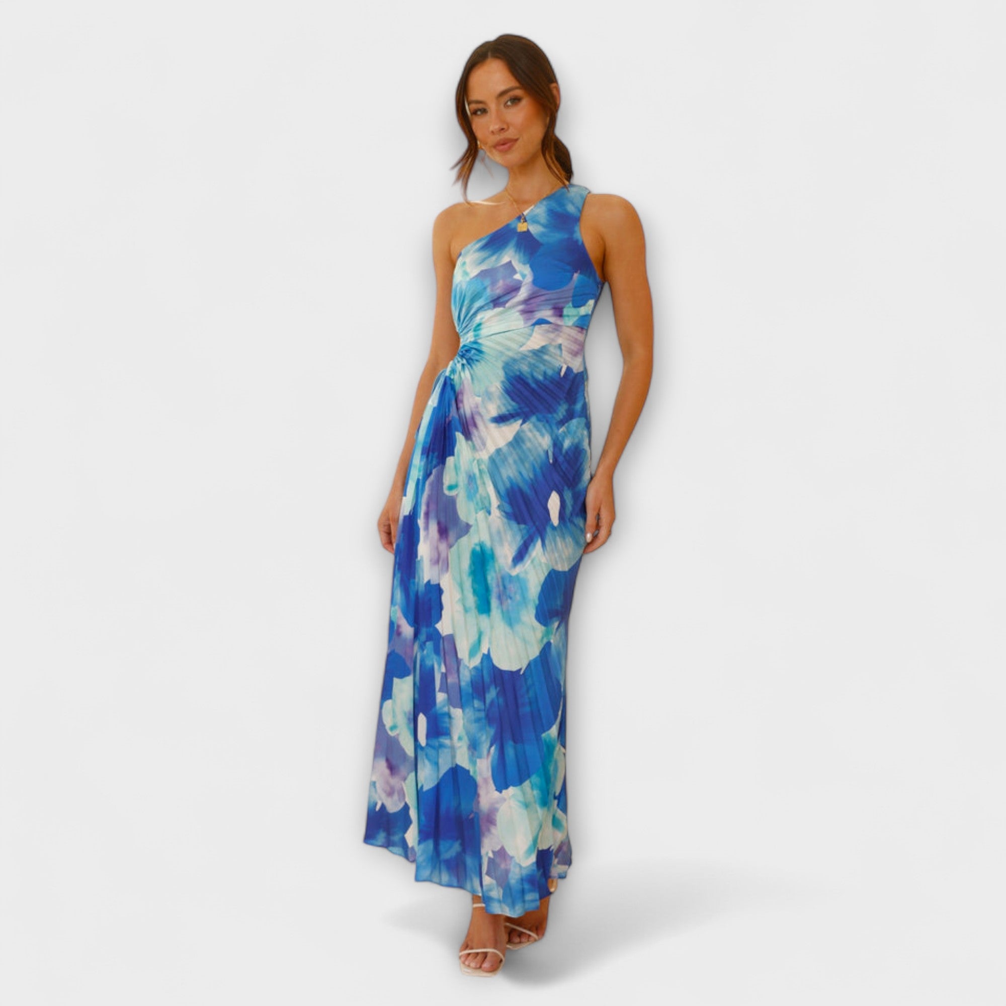 Blaues Maxikleid mit Cut-out am Taillenbereich und einseitigem Ausschnitt