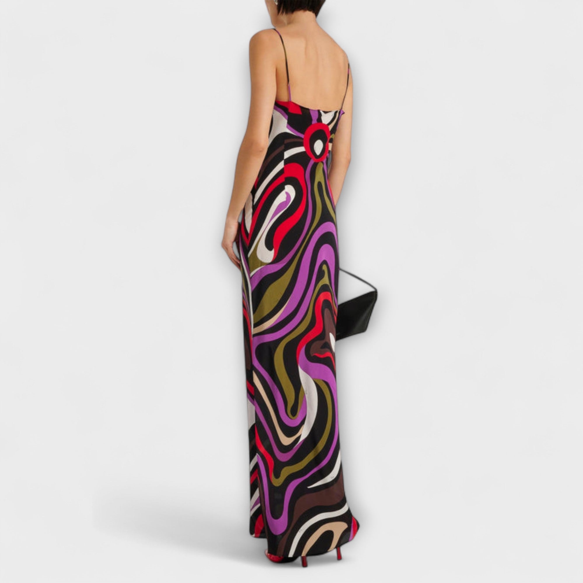 Maxi-Kleid Rückansicht mit schmalen Trägern und abstraktem Marmor-Druck, bodenlang