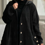 Cordjacke mit Kapuze in Schwarz, vordere Knopfleiste und große Taschen