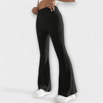 Elegante Schlaghose aus geripptem Strick in Schwarz mit hohem Bund und weitem Schlagbein