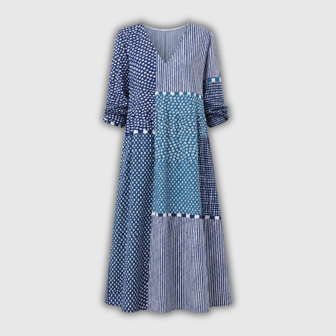 Maxikleid im Patchwork-Mix, V-Ausschnitt, langärmelig, blau/teal/weiß