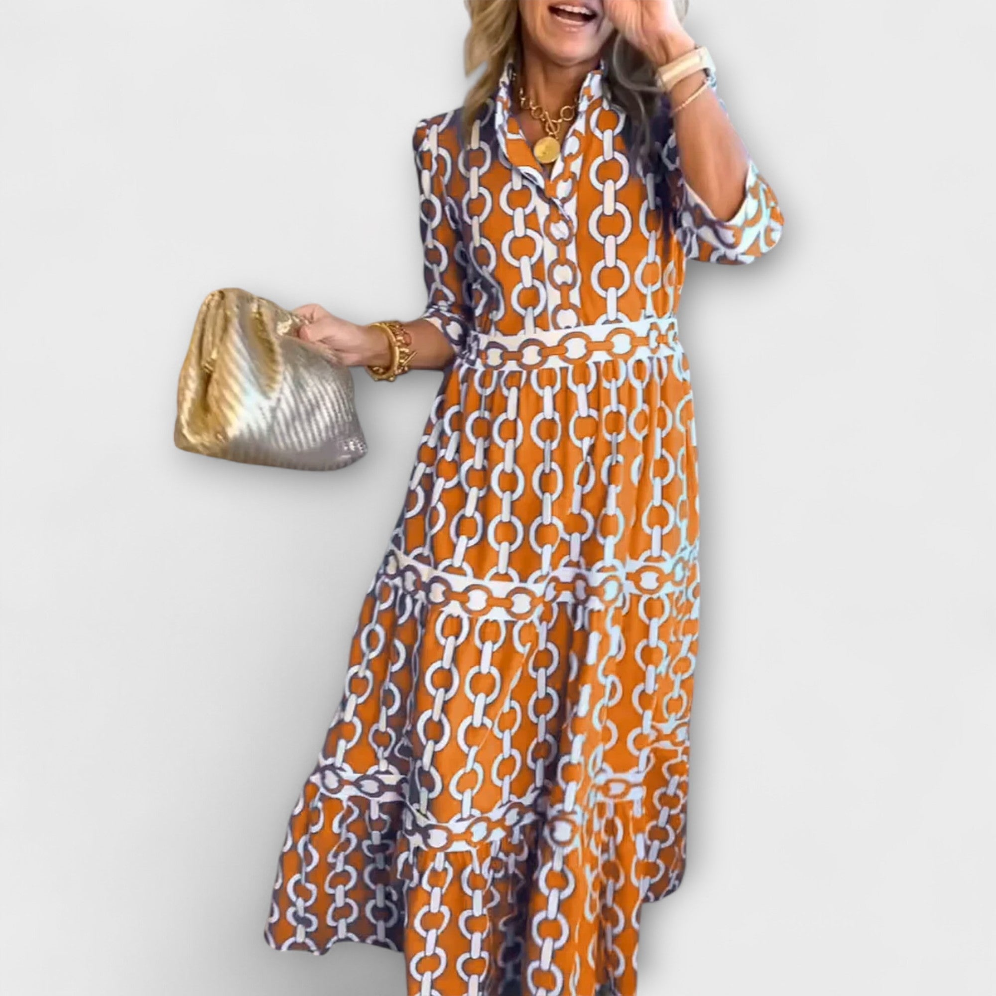 Midi-Kleid mit Kettenmuster in Orange/Weiß, kurze Ärmel, fließender Rock mit Volants