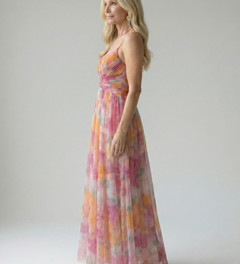 Maxi-Wickelkleid mit bunter Wasserfarben-Optik, schmalen Trägern und weitem Rock