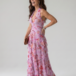 Halterneck-Rüschentop Maxikleid, pinkes Floral, seitliche Ansicht, Volants am Rock