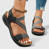 Orthopädische Sandalen Schwarz mit grauem Textilriemen, Klett und gepolsterter Sohle