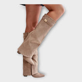 Stilvolle Hohe Stiefel