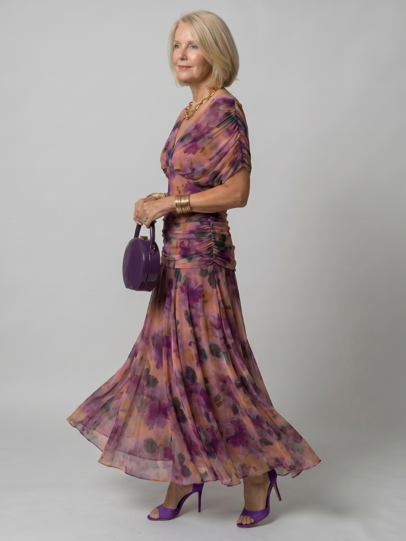 Lila Off-Shoulder-Midi-Kleid von Calen, seitlich: Blumenprint und Volantsaum