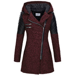 Winterjacke in Dunkelrot mit Kapuze, Reißverschluss und gesteppten Ärmeln