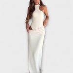 Ärmelloses Cut-Out-Kleid in Weiß mit hohem Ausschnitt und schmalem, körpernahem Schnitt