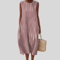 Fliessendes und bequemes Kleid