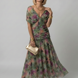 Mehrfarbiges Off-Shoulder-Midi-Kleid von Calen mit Muster, gerafftem Oberteil