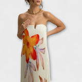 Maxikleid bandeau mit orange Blumenprint auf hell gestreiftem Stoff, gerafftes Oberteil
