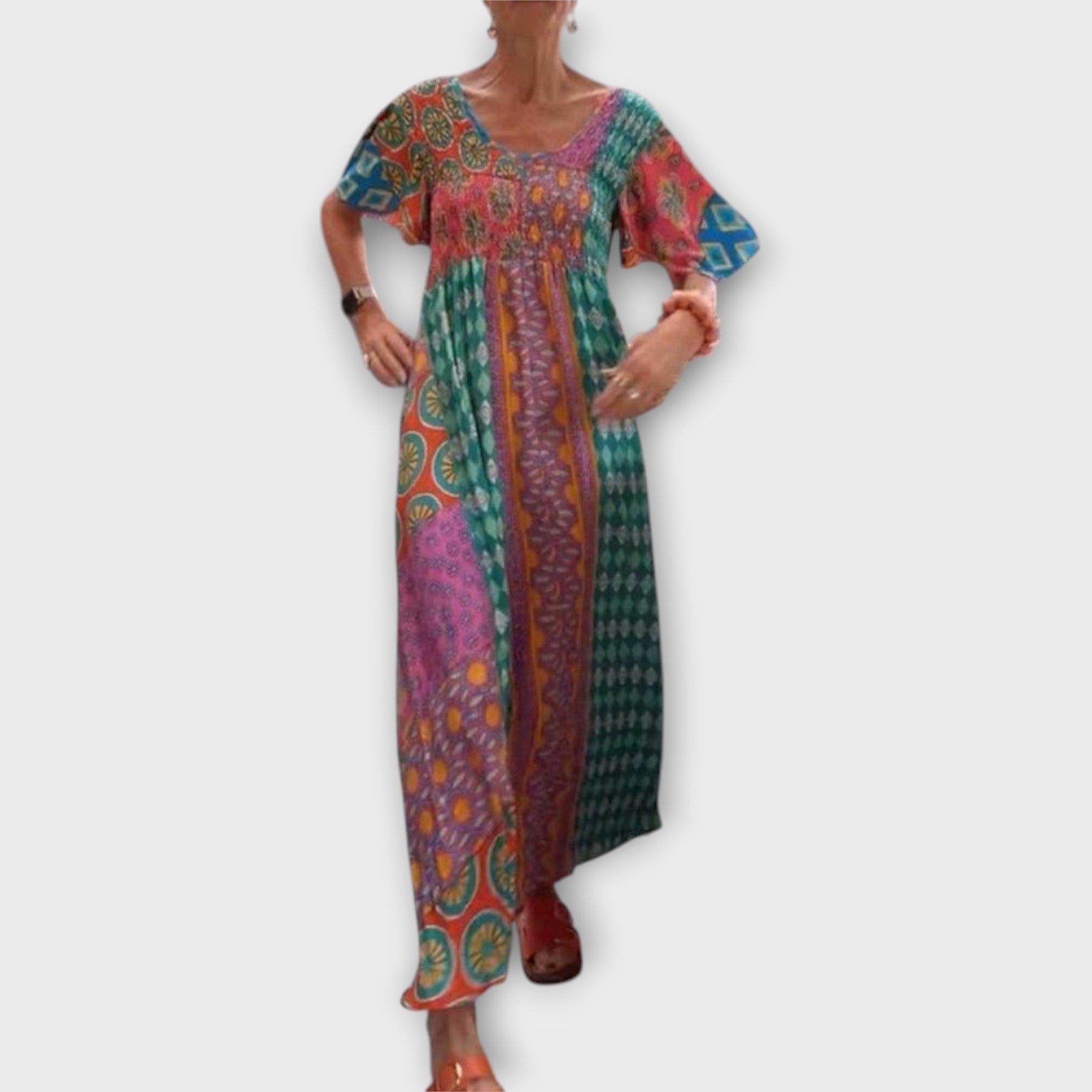 Boho-Maxikleid mit Rundhalsausschnitt, kurzem Arm und farbigen Längspaneelen