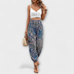 Hose mit blauem Paisley-Design und bunten Mustern, elastischer Bund