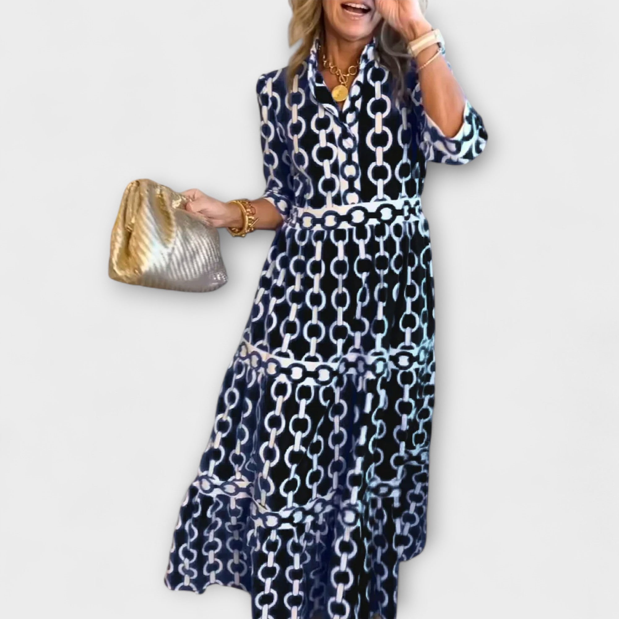 Midi-Kleid mit Kettenmuster in Dunkelblau/Schwarz und Weiß, kurze Ärmel, Volants im Rock